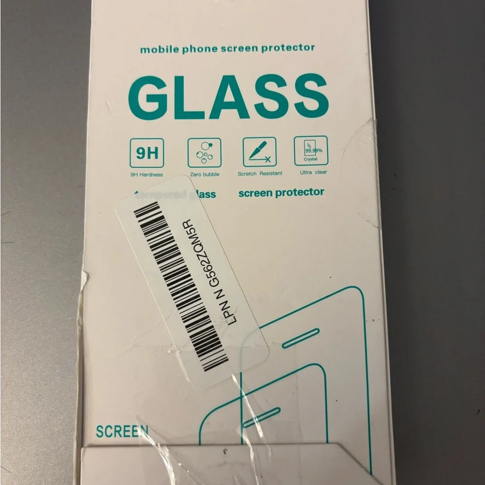 Black Tempered Glass Screen Protector (3-pack) iPhone 16 Pro